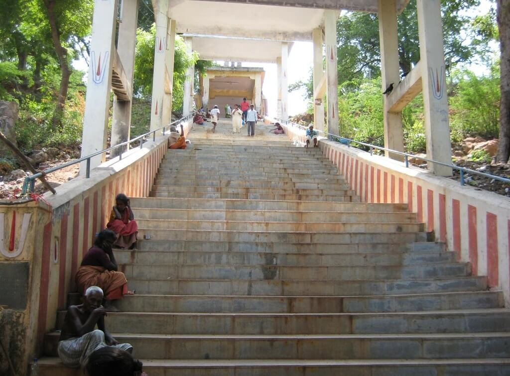 Oushadagiri surroundings